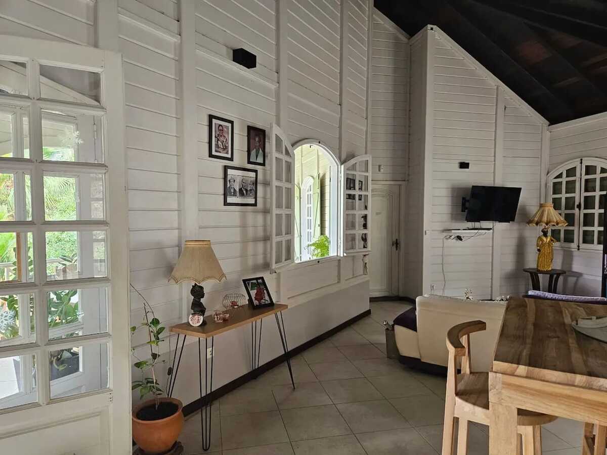 Villa 2 chambres Rivière-Pilote, terrasse vue montagne - Photo 26