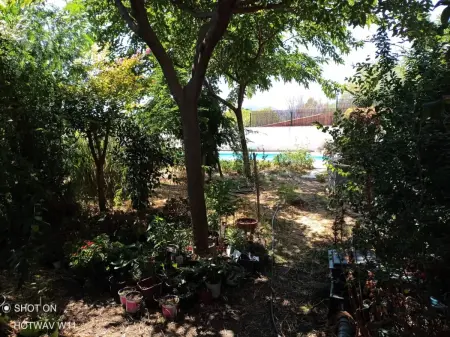 Maison avec piscine partagée et jardin clos à La Bouilladisse : photo 12