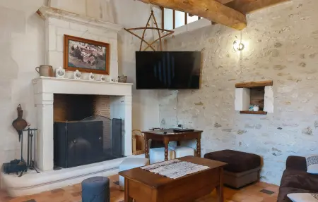 Maison rustique 8 pers. avec piscine chauffée à Saint-Bris-des-Bois : photo 4