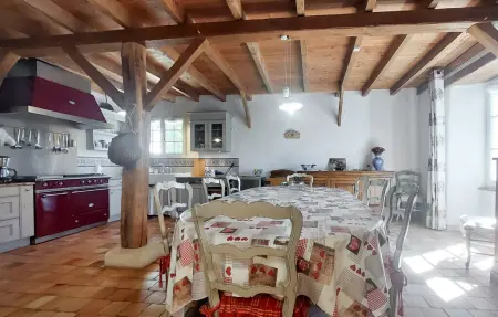 Maison rustique 8 pers. avec piscine chauffée à Saint-Bris-des-Bois : photo 6