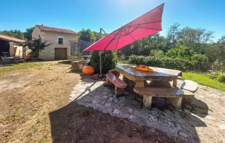 Maison rustique 8 pers. avec piscine chauffée à Saint-Bris-des-Bois : photo 9