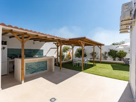 Maison 7 pers. piscine privée & cuisine extérieure : photo 2