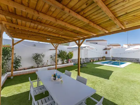 Maison 7 pers. piscine privée & cuisine extérieure : photo 3