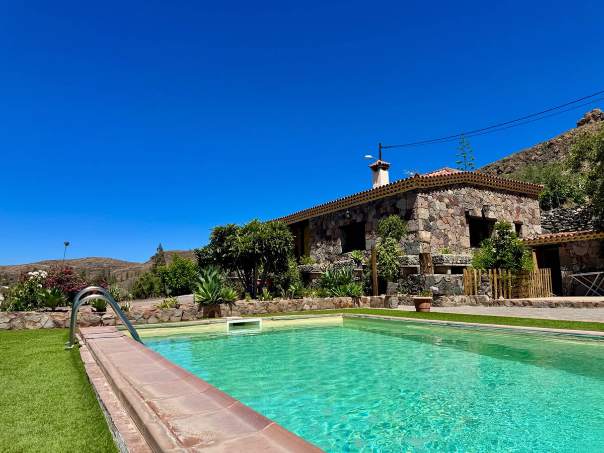 Gîte rural 6 pers., piscine privée et vue montagne - Photo 1