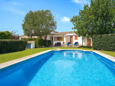 Villa Tarongers, 70 m², piscine privée 4x8m à Pollença