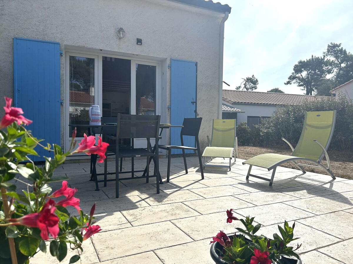 Maison rénovée à deux pas de la plage, Brétignolles - Photo 1