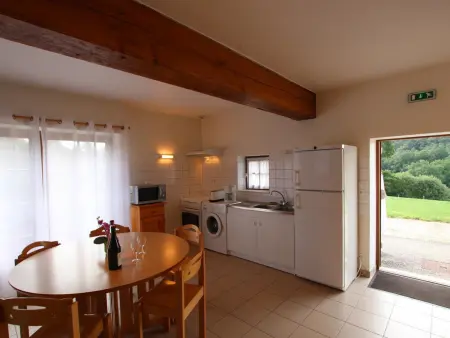 Gîte 4 pers. avec parking et terrasse à Saint-Georges-de-Rouelley : photo 3