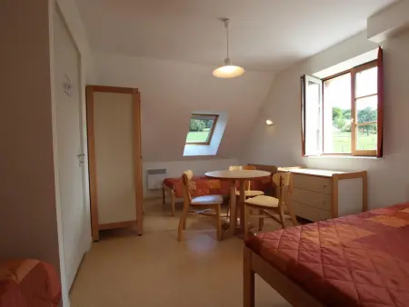 Gîte 4 pers. avec parking et terrasse à Saint-Georges-de-Rouelley : photo 8