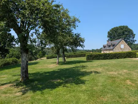 Gîte 4 pers. avec parking et terrasse à Saint-Georges-de-Rouelley : photo 11
