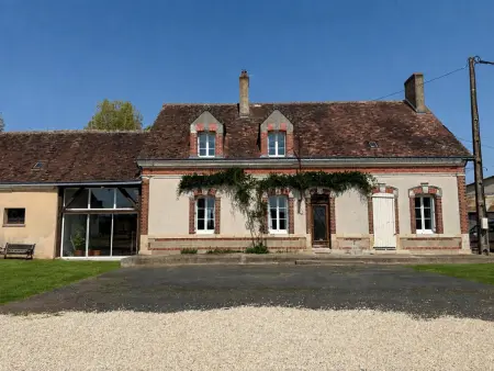 Gîte 10 pers. avec piscine privée à Monthodon : photo 2