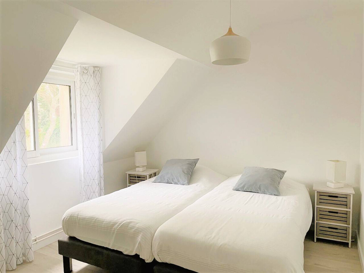 Maison 5 chambres à 150 m de la plage du Cap-Coz - Photo 21