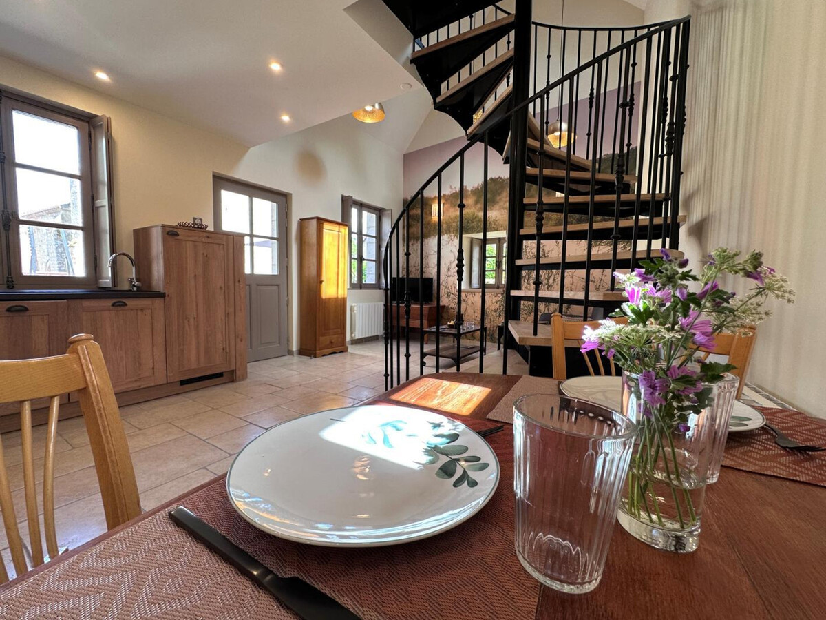 Gîte rénové 2 pers. avec cour privée à Verneuil-en-Bourbonnais - Photo 4