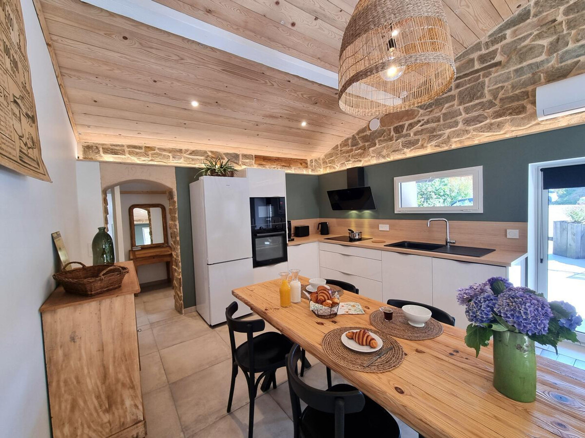 Le Fayard – Gîte climatisé 3 pers., terrasse & barbecue - Photo 3