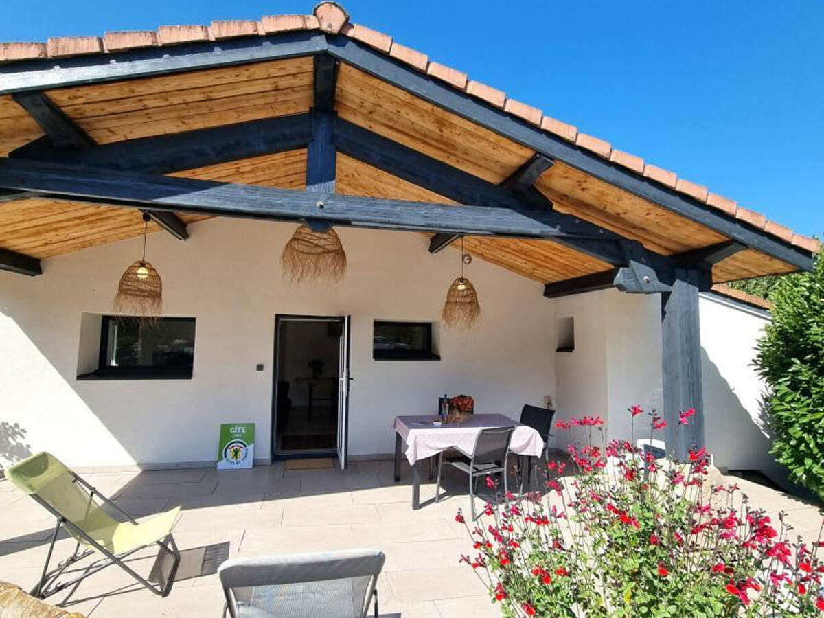 Le Fayard – Gîte climatisé 3 pers., terrasse & barbecue - Photo 12