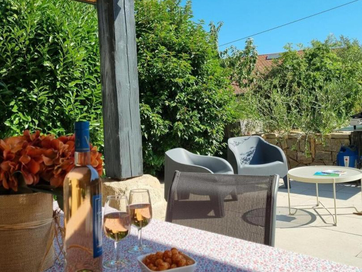Le Fayard – Gîte climatisé 3 pers., terrasse & barbecue - Photo 15