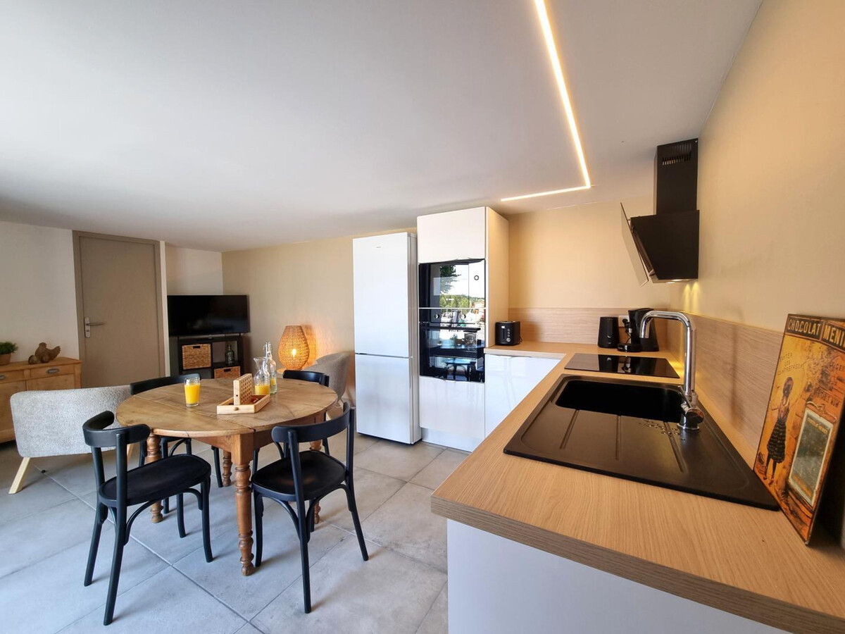 Le Tilleul, gîte 38 m² vue campagne à Saint-Just-Saint-Rambert - Photo 6