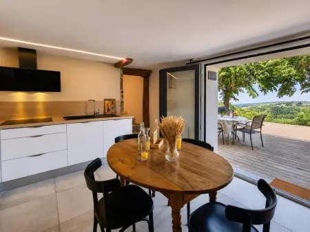 Le Tilleul, gîte 38 m² vue campagne à Saint-Just-Saint-Rambert