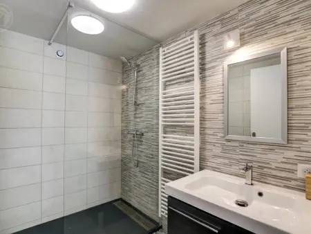 Le Clos Saint-Jean, gîte 16 pers. avec piscine couverte : photo 22