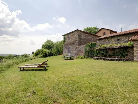 Gîte 18 pers. avec piscine, spa et sauna à Saint-Just-la-Pendue : photo 6