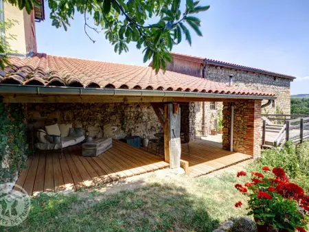Gîte 18 pers. avec piscine, spa et sauna à Saint-Just-la-Pendue : photo 8