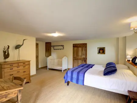 Gîte 18 pers. avec piscine, spa et sauna à Saint-Just-la-Pendue : photo 25