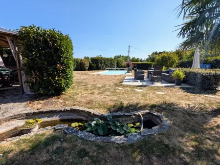 Studio duplex avec piscine chauffée à Argenton-sur-Creuse