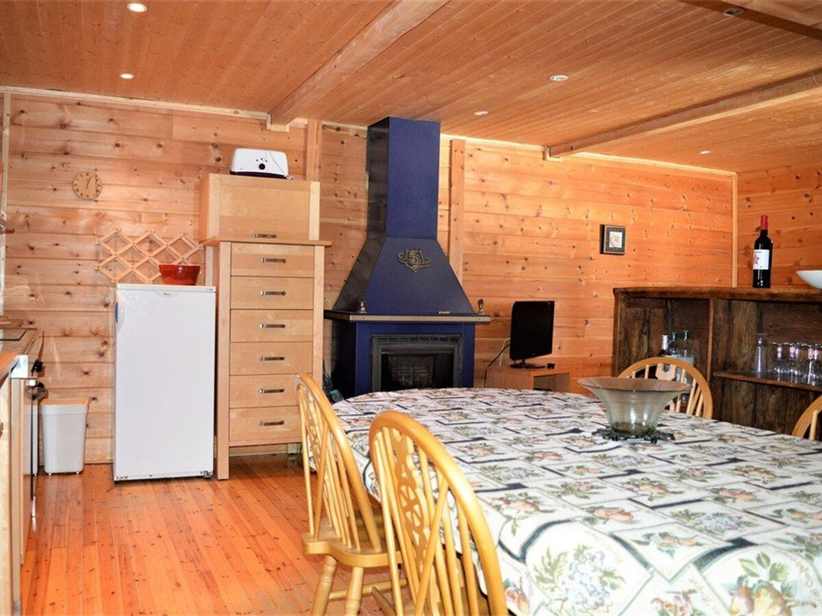 Chalet aux Angles, 3 chambres, poêle à bois et WiFi - Photo 2