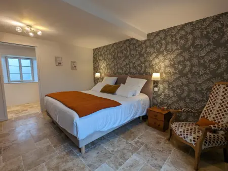 Gîte 8 pers. avec piscine et spa à Saint-Amant-de-Nouère : photo 3