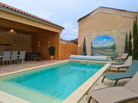 Gîte 8 pers. avec piscine et spa à Saint-Amant-de-Nouère : photo 4