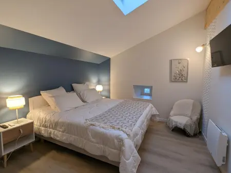 Gîte 8 pers. avec piscine et spa à Saint-Amant-de-Nouère : photo 23