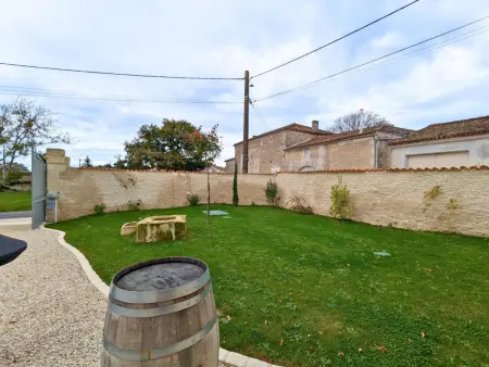 Gîte 8 pers. avec piscine et spa à Saint-Amant-de-Nouère : photo 33