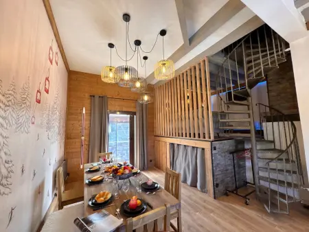 Chalet 6 chambres à Vars – Escalier en colimaçon