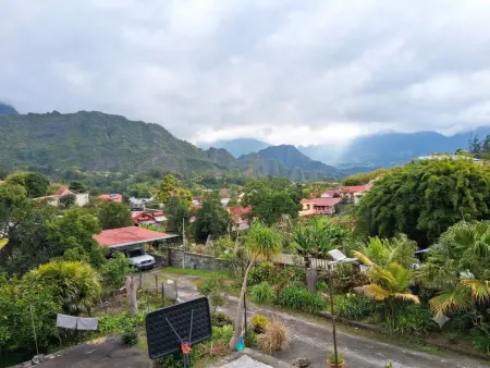 La Vue d'Or — Gîte Piton des Neiges à Hell-Bourg : photo 8