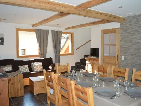 Chalet 3 niveaux 8 pers. à Valloire – 100 m²