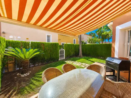 Location gite à Oliva, Maison mitoyenne, piscine commune - 6 pers.