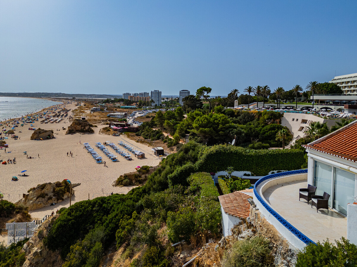 Villa dos Três Irmãs, 5 chambres, piscine privée à Alvor - Photo 3