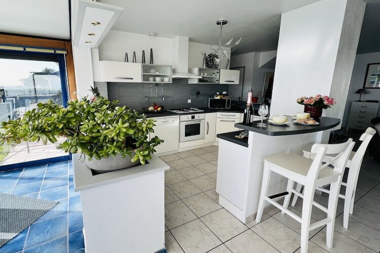 Villa vue mer à Plouneour Très, piscine et plage privée - Photo 17