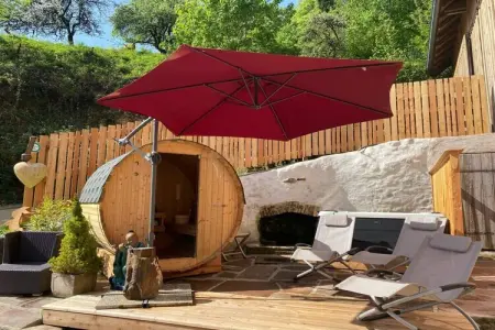 Gîte 14 pers. avec sauna, piscine et jacuzzi : photo 2
