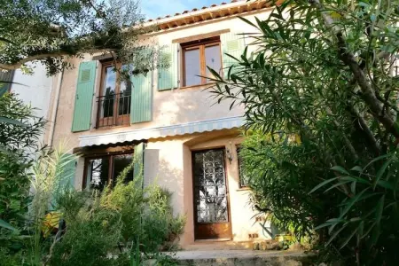 Maison provençale à Fayence, jardin avec figues et barbecue