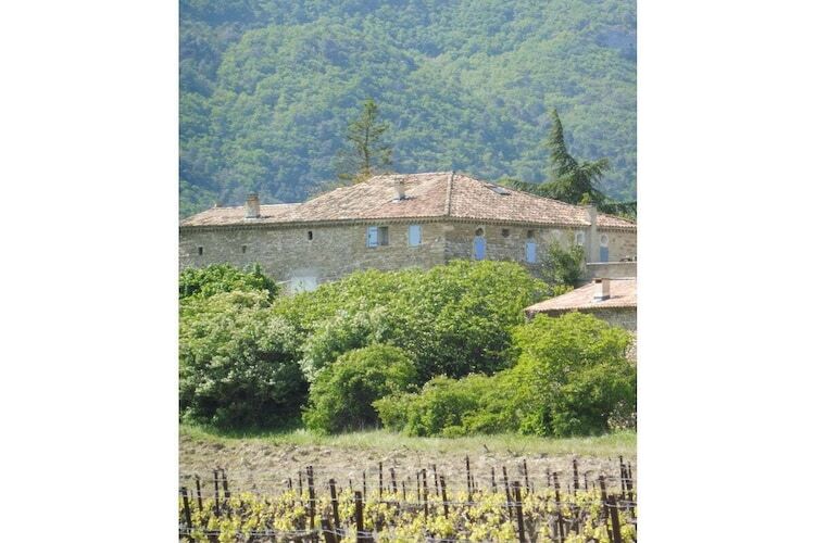 Gîte provençal XVIIe siècle avec piscine à Crestet - Photo 4