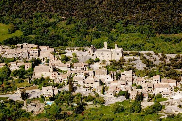 Gîte provençal XVIIe siècle avec piscine à Crestet - Photo 9