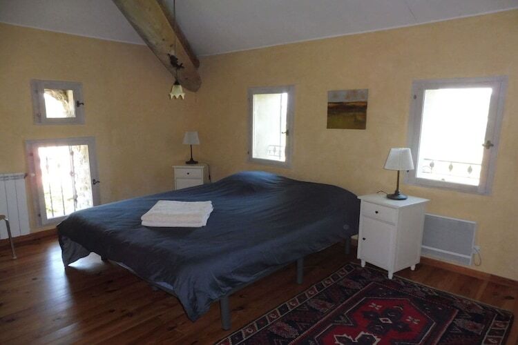 Gîte provençal XVIIe siècle avec piscine à Crestet - Photo 17