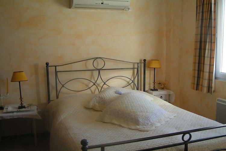 136948, Chalet à Gordes avec piscine - Photo 12