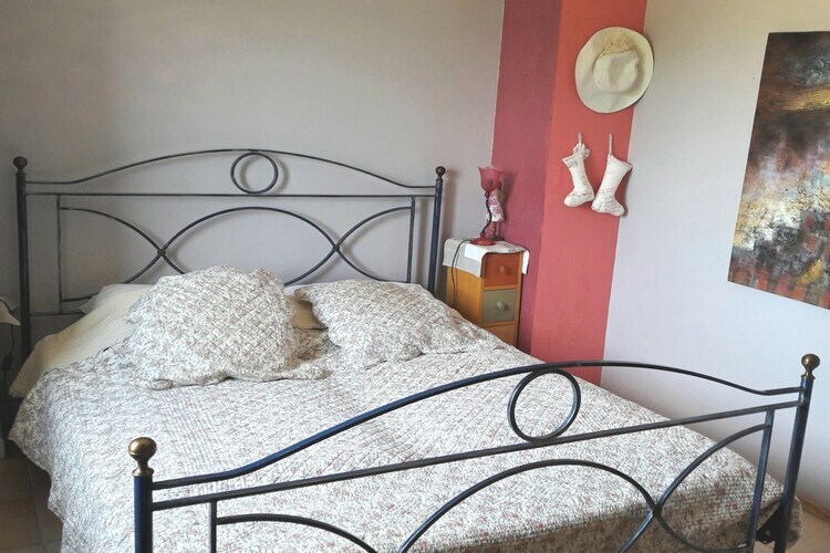 136948, Chalet à Gordes avec piscine - Photo 16