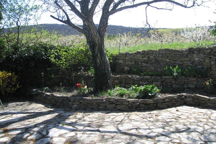 Maison indépendante 4 pers. à Malaucène, jardin 5 000 m² - Photo 5