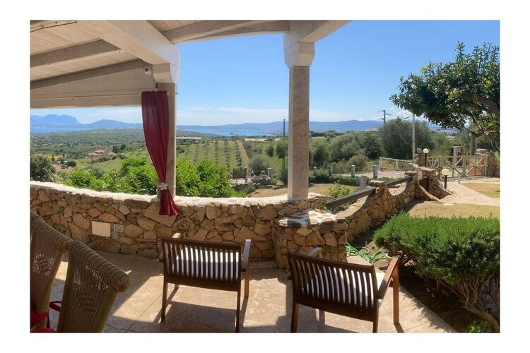 Appartement Sissy à Olbia : terrasse vue mer et escalier XVe - Photo 5