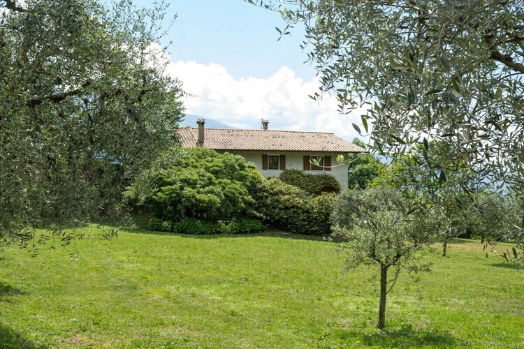 Gîte avec piscine et 40 oliviers, vue lac à Tremosine - Photo 1