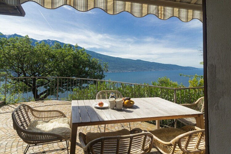 Gîte avec piscine et 40 oliviers, vue lac à Tremosine - Photo 25