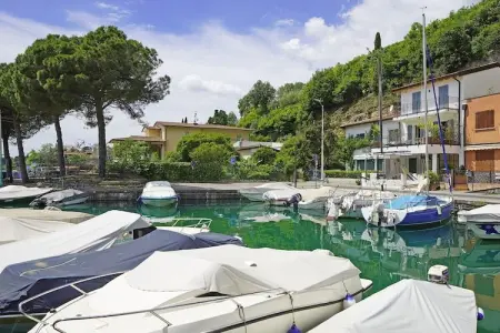 Maison moderne au bord du lac de Garde à Manerba : photo 3
