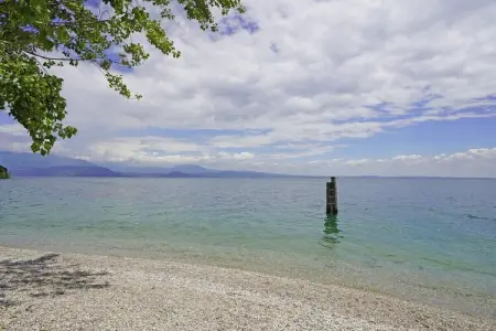 Maison moderne au bord du lac de Garde à Manerba : photo 4
